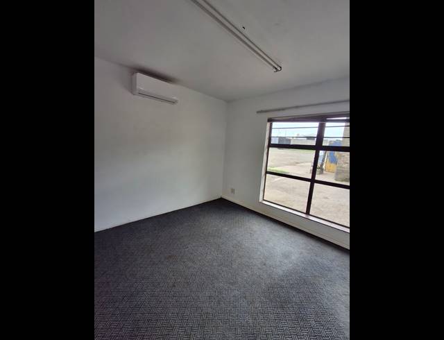 1,050M² WAREHOUSE TO LET IN WILSONIA